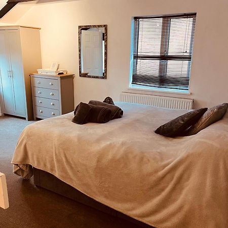 Cosy And Peaceful Maisonette With Terrace, Kidderminster Extérieur photo