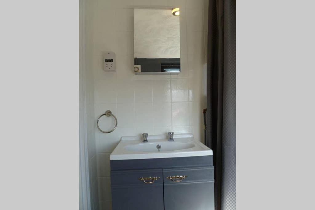 Cosy And Peaceful Maisonette With Terrace, Kidderminster Extérieur photo